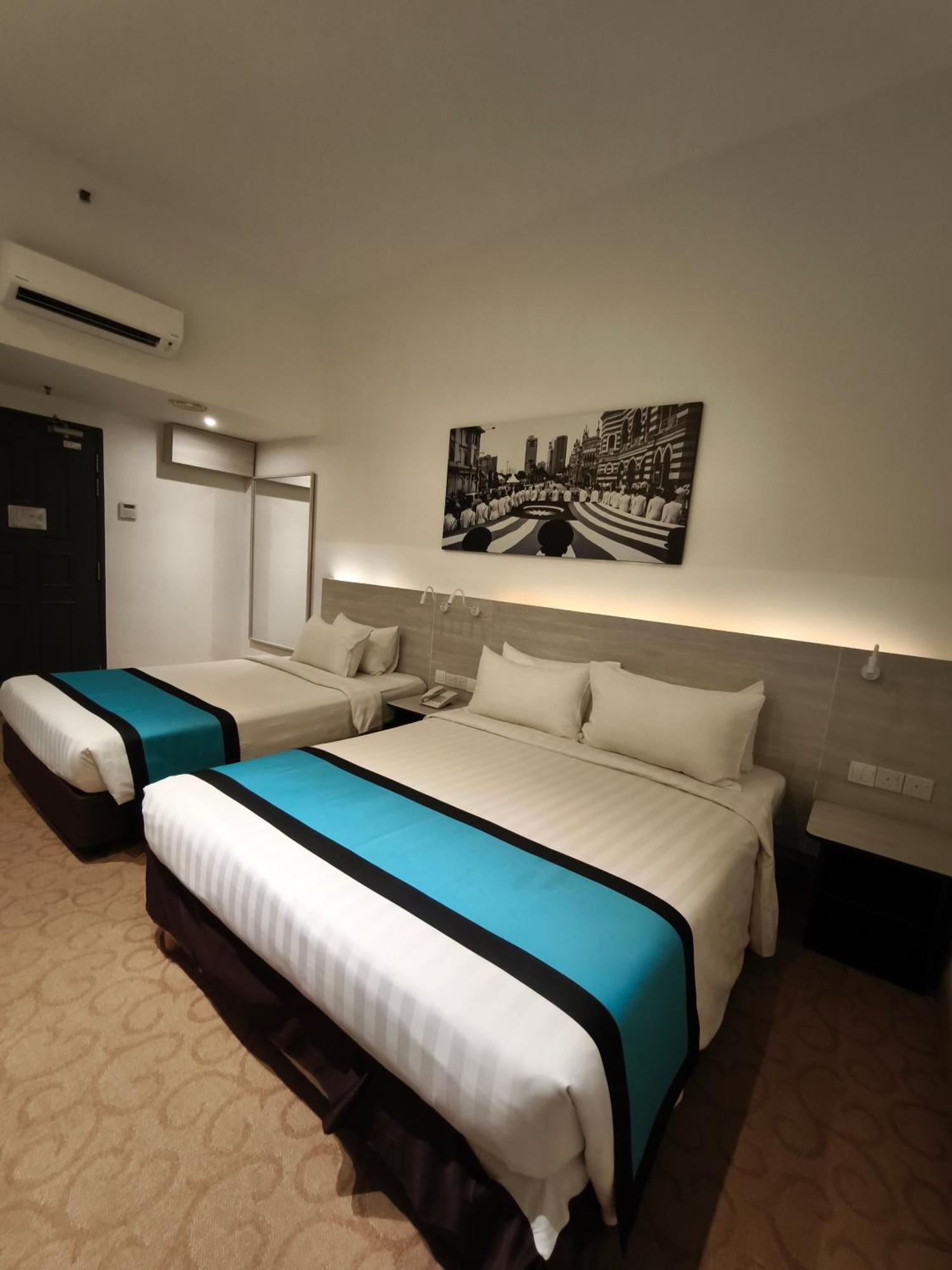 โรงแรมคอปทาวน์ Edc กัวลาลัมเปอร์ ภายนอก รูปภาพ